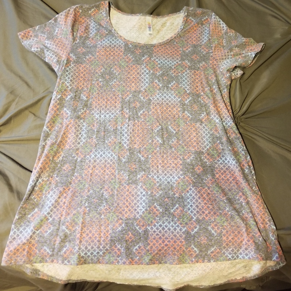 Used Lularoe Classic T. Size XL. Purple, orange..
